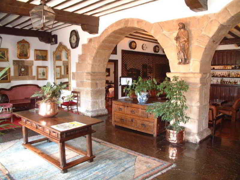 Hotel Museo Los Infantes ซันติยานาเดลมาร์ ภายนอก รูปภาพ